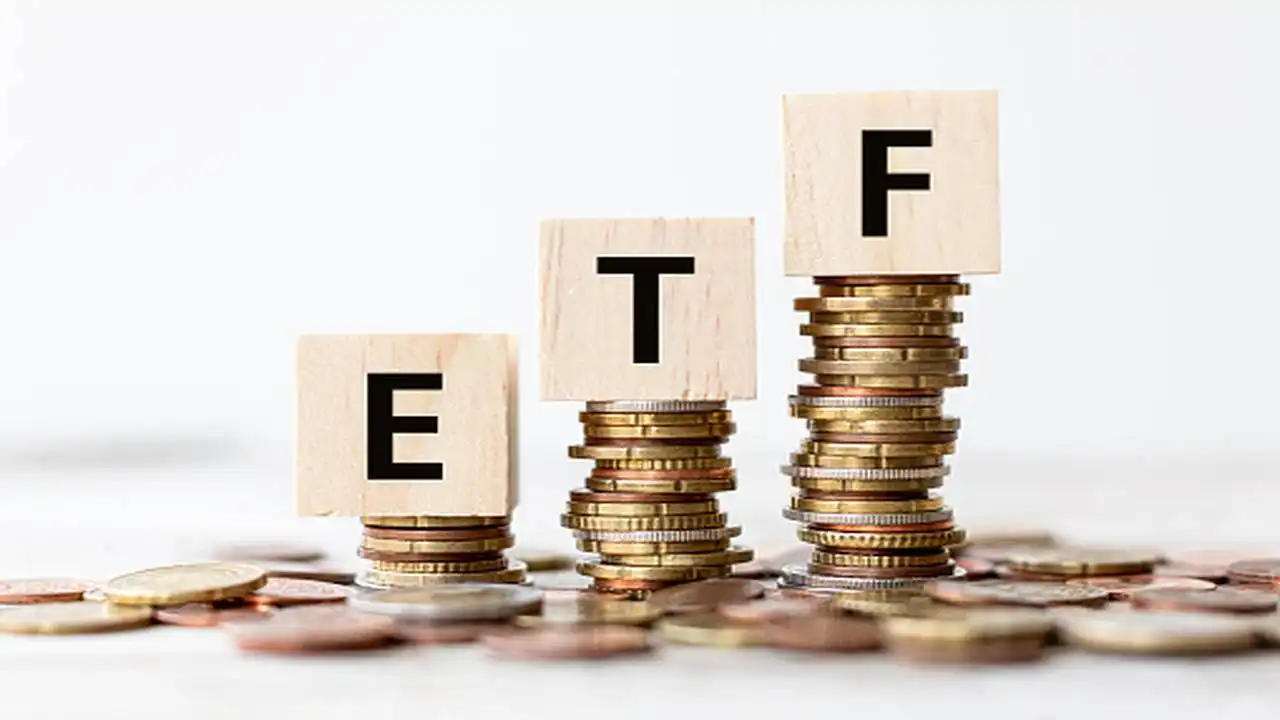 ETF vs Index Fund-What are the Difference Between ETF and Index Fund-WikiFinancepedia
