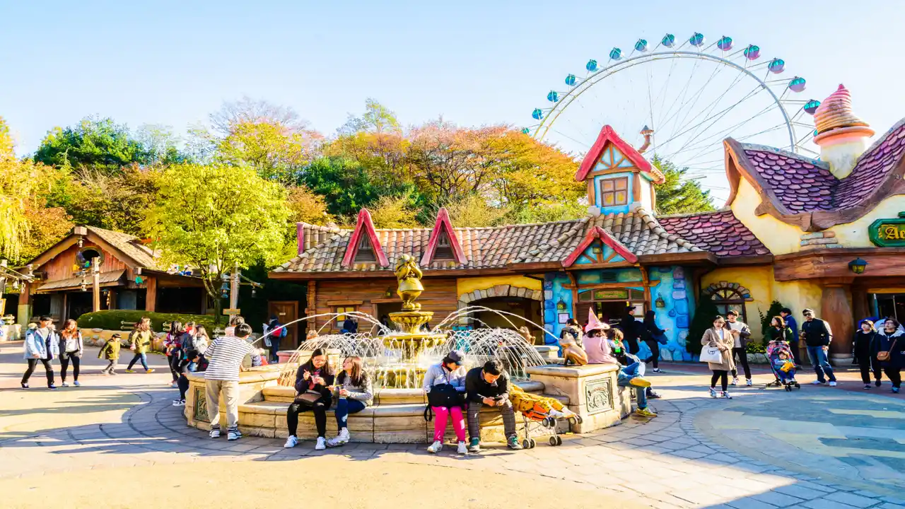 Tokyo Disneyland Prediction Calendar - Gwen Pietra