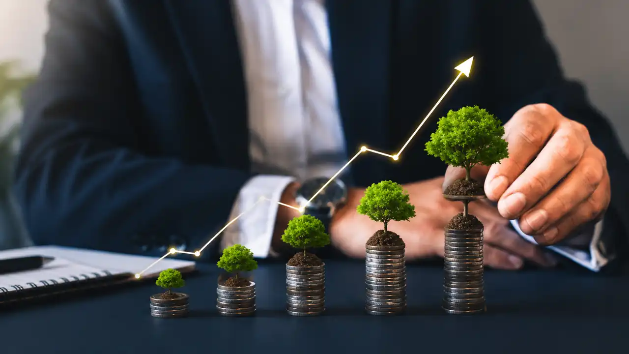 Using a Mutual Fund Calculator to Understand Systematic Investment Plans